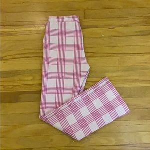 Plaid pink trousers